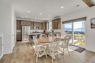 9270 N Scenic Mountain Dr, Eagle Mountain, UT 84005 - Photo 8