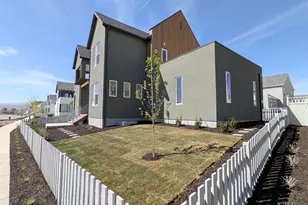 11332 S Silver Pond Dr W, South Jordan, UT 84009 - Photo 32