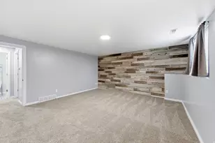 284 W Alfred Dr N, Tooele, UT 84074 - Photo 12