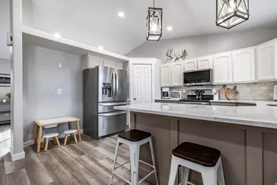 4793 S 3025 W, Roy, UT 84067 - Photo 10