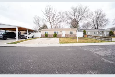 2969 S Whisper St W, West Valley, UT 84120 - Photo 2