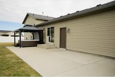 3365 S 1460 W, Nibley, UT 84321 - Photo 32