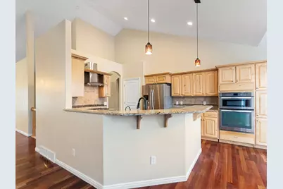 3059 W Uinta Pines Cir, South Jordan, UT 84095 - Photo 10