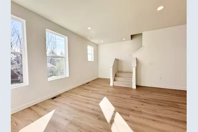 1650 N Main St, Layton, UT 84041 - Photo 12