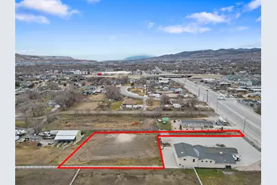 13567 S Redwood Rd, Riverton, UT 84065 - Photo 8