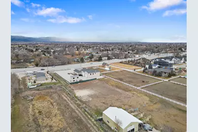 13567 S Redwood Rd, Riverton, UT 84065 - Photo 14