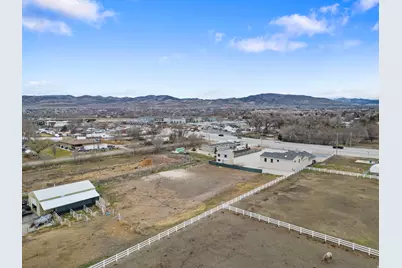 13567 S Redwood Rd, Riverton, UT 84065 - Photo 20