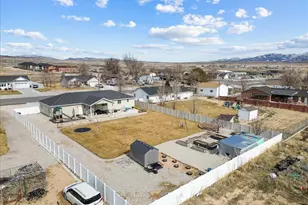 141 W 300 N, Gunnison, UT 84634 - Photo 36