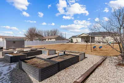 141 W 300 N, Gunnison, UT 84634 - Photo 44