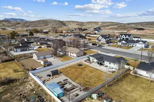 141 W 300 N, Gunnison, UT 84634 - Photo 34
