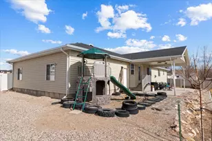 141 W 300 N, Gunnison, UT 84634 - Photo 40