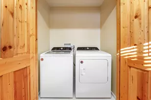 605 N Loafer Canyon Rd, Elk Ridge, UT 84651 - Photo 24