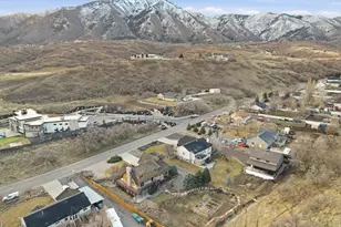 605 N Loafer Canyon Rd, Elk Ridge, UT 84651 - Photo 36