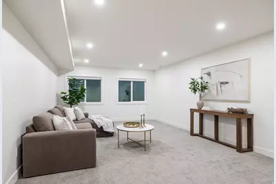 1453 E Uintah Cir, Salt Lake City, UT 84105 - Photo 44