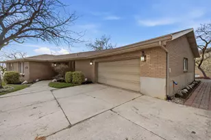 933 Northern Hills Cir, Bountiful, UT 84010 - Photo 12