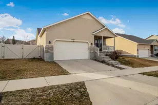8282 S 6430 W, West Jordan, UT 84081 - Photo 2