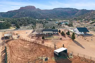 898 W Grand Canyon Dr, Kanab, UT 84741 - Photo 34