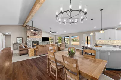 898 W Grand Canyon Dr, Kanab, UT 84741 - Photo 4