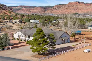 898 W Grand Canyon Dr, Kanab, UT 84741 - Photo 32