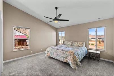 898 W Grand Canyon Dr, Kanab, UT 84741 - Photo 8