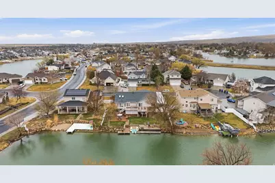 208 N Lakeview W, Stansbury Park, UT 84074 - Photo 2