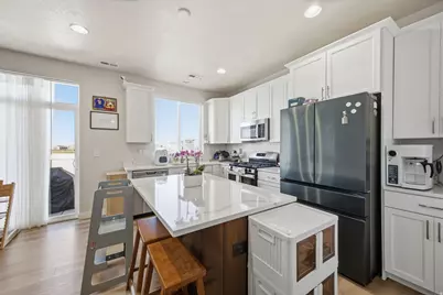 3931 S 2950 W, West Haven, UT 84401 - Photo 4