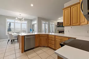 4488 Summerwood Dr, Bountiful, UT 84010 - Photo 10