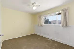 209 W 205 N, Orem, UT 84057 - Photo 26