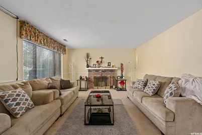 209 W 205 N, Orem, UT 84057 - Photo 4