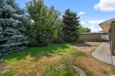 209 W 205 N, Orem, UT 84057 - Photo 22