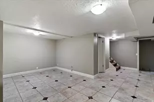 2805 S Polk E, Ogden, UT 84403 - Photo 32