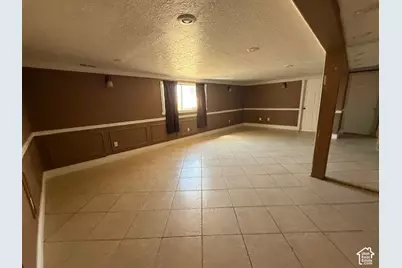 160 N 4900 W, Roosevelt, UT 84066 - Photo 30