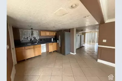 160 N 4900 W, Roosevelt, UT 84066 - Photo 32