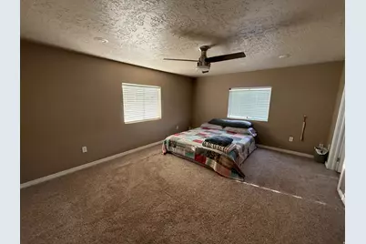 160 N 4900 W, Roosevelt, UT 84066 - Photo 18