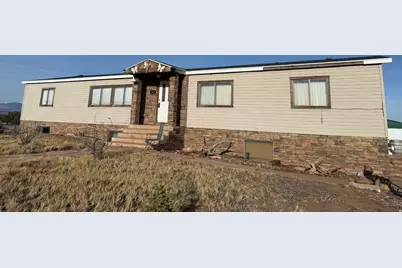 160 N 4900 W, Roosevelt, UT 84066 - Photo 2