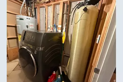 160 N 4900 W, Roosevelt, UT 84066 - Photo 30