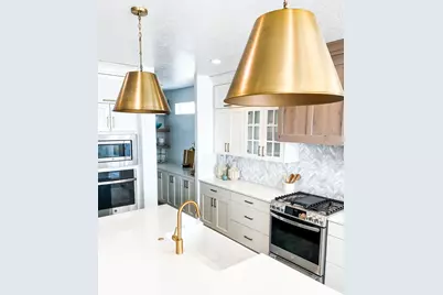 1382 W 250 N, Layton, UT 84041 - Photo 4