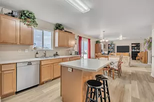 58 W Bermuda Dr, Saratoga Springs, UT 84045 - Photo 16