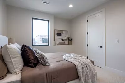 4451 S Holladay Park Ln E, Holladay, UT 84124 - Photo 38