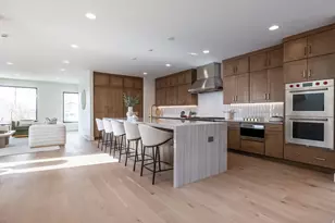 4451 S Holladay Park Ln E, Holladay, UT 84124 - Photo 12