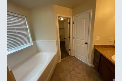 472 E 640 S, Vernal, UT 84078 - Photo 22