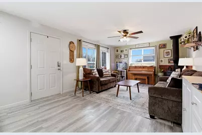 621 Paul Ave, Layton, UT 84041 - Photo 12