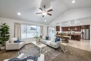 4842 N Goosefoot Dr, Eagle Mountain, UT 84005 - Photo 4