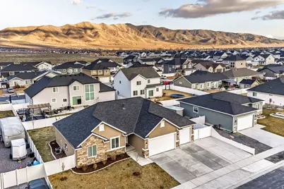 4842 N Goosefoot Dr, Eagle Mountain, UT 84005 - Photo 52