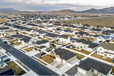 4842 N Goosefoot Dr, Eagle Mountain, UT 84005 - Photo 54