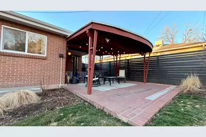 2284 S Brentwood Cir E, Salt Lake City, UT 84158 - Photo 32