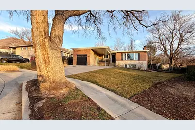 2284 S Brentwood Cir E, Salt Lake City, UT 84158 - Photo 2