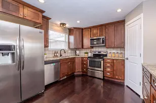 9457 S Fox Hunt Dr, Sandy, UT 84092 - Photo 24