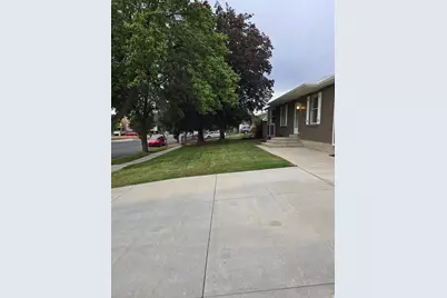 9457 S Fox Hunt Dr #49, Sandy, UT 84092 - Photo 58