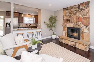 9457 S Fox Hunt Dr, Sandy, UT 84092 - Photo 12